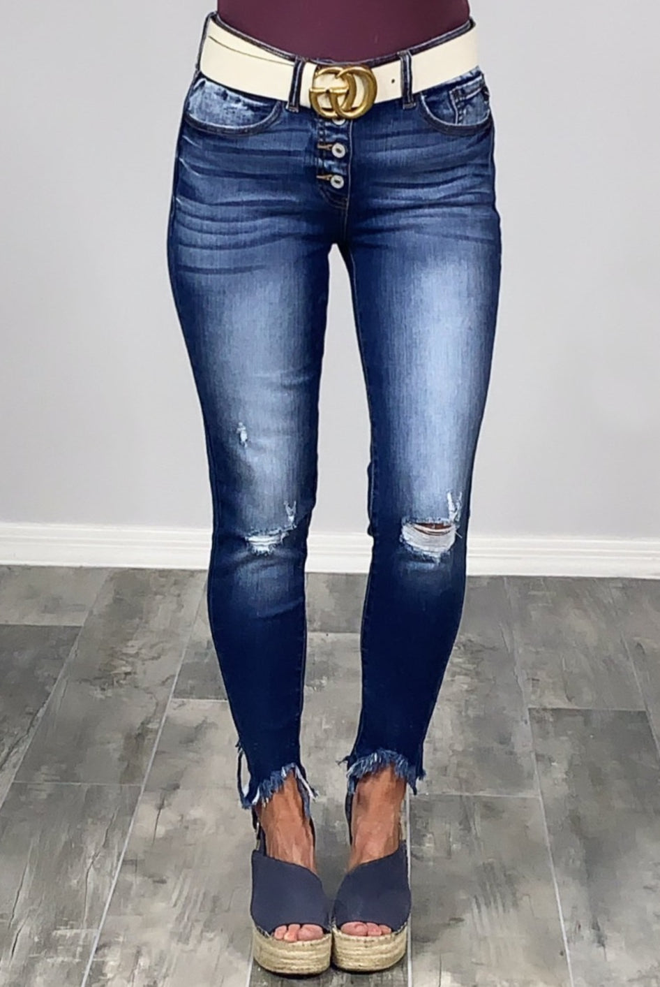 Robbin Raw Hem Jeans - Medium Wash-jeans-privityboutique-Privity Boutique, Women’s Fashion Boutique in Mesa, Arizona