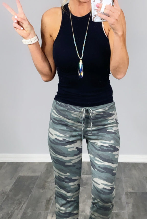 Stay Ahead Seamless Crop Tank - Multiple Colors-privityboutique-Privity Boutique, Women’s Fashion Boutique in Mesa, Arizona