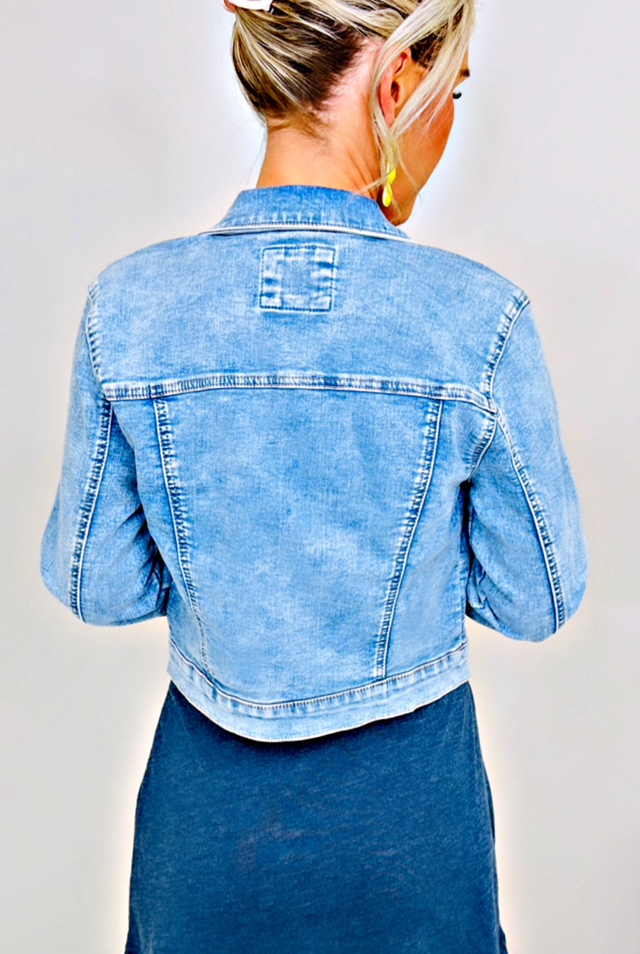 Stay Beautiful Light Wash Jean Jacket-Top-privityboutique.com-Privity Boutique, Women’s Fashion Boutique in Mesa, Arizona