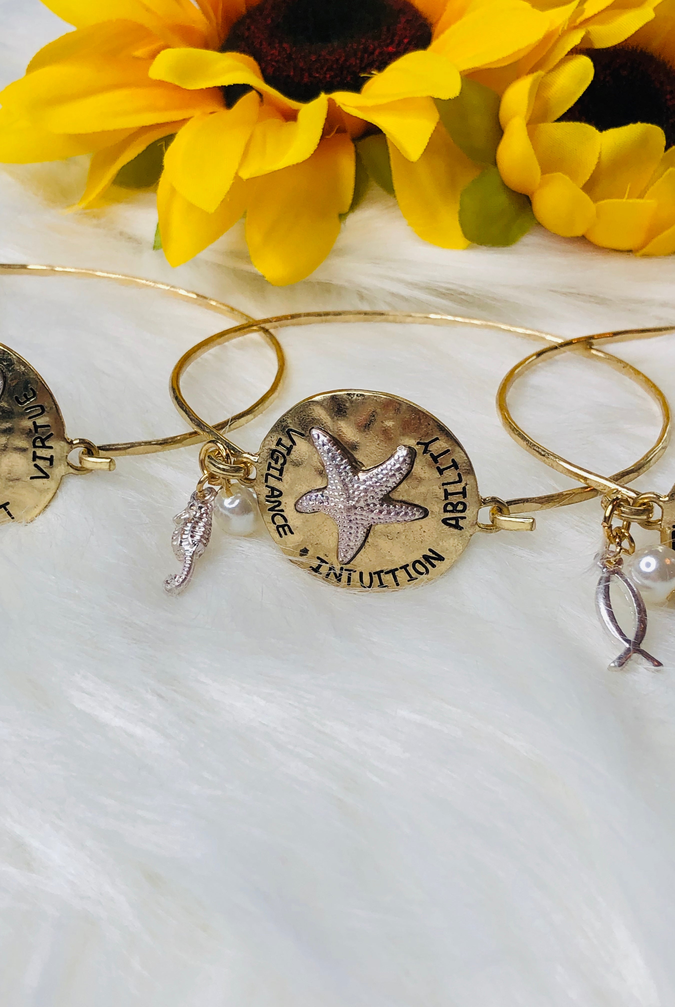 Lucky Charm Bracelets: Gold-privityboutique-Privity Boutique, Women’s Fashion Boutique in Mesa, Arizona